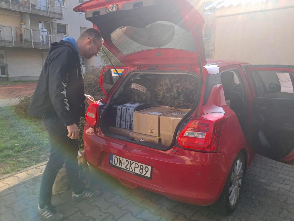 Kamil packing in Wroclaw Kamil packing in Wroclaw